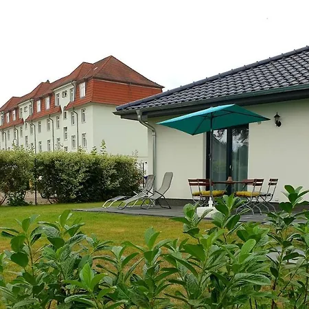 Schmidt Mit Terrasse * Нойштрелиц