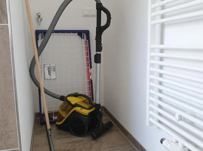 Schmidt Mit Terrasse Lägenhet Neustrelitz